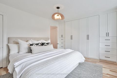 Photo 23 at 560 Gladstone Avenue, Junction, Toronto