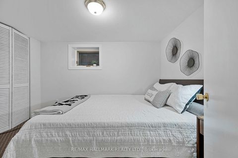 Photo 36 at 24 Glencairn Avenue, Lawrence Park South, Toronto