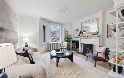 Photo 3 at 276 Roncesvalles Avenue, Swansea, Toronto