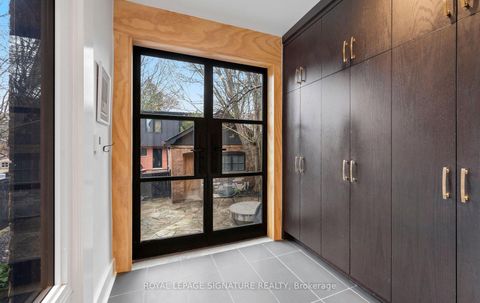 Photo 12 at 276 Roncesvalles Avenue, Swansea, Toronto