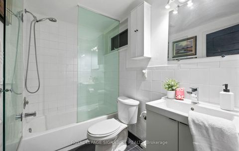 Photo 26 at 276 Roncesvalles Avenue, Swansea, Toronto