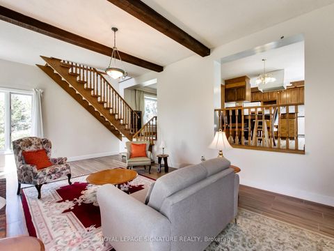 Photo 5 at 1 Kencliff Crescent, Bendale, Toronto