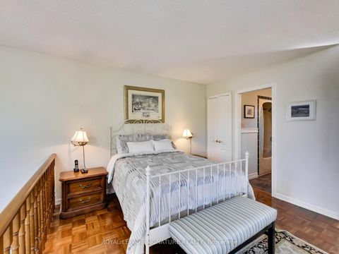 Photo 17 at 1 Kencliff Crescent, Bendale, Toronto