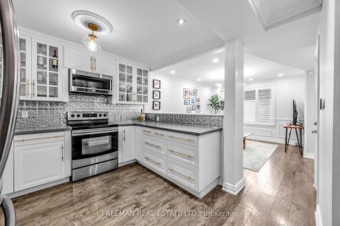 Photo 11 at 623 Dupont Street, Annex, Toronto