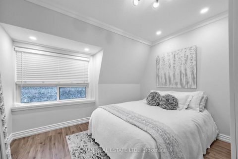 Photo 24 at 623 Dupont Street, Annex, Toronto