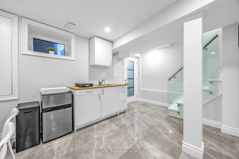 Photo 29 at 623 Dupont Street, Annex, Toronto