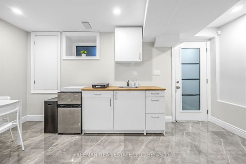 Photo 30 at 623 Dupont Street, Annex, Toronto