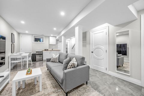 Photo 31 at 623 Dupont Street, Annex, Toronto