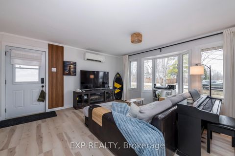 Photo 4 at 678 Rose Lane, Alcona, Innisfil