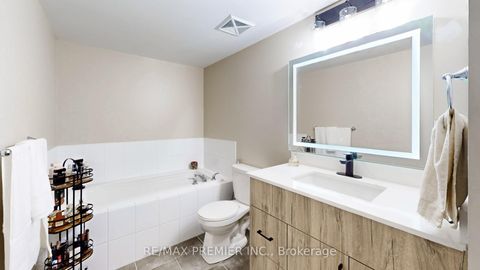 Photo 32 at 106 - 9589 Keele Street, Maple, Vaughan