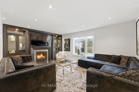 Photo 14 at 102 Kiloran Avenue, Islington Woods, Vaughan