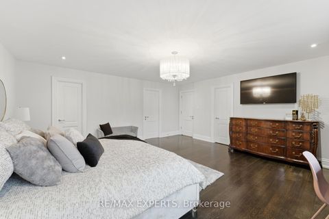 Photo 22 at 102 Kiloran Avenue, Islington Woods, Vaughan