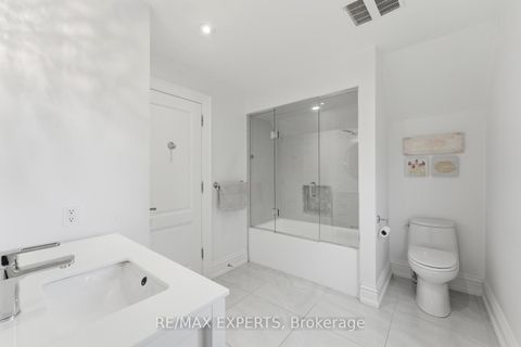 Photo 34 at 102 Kiloran Avenue, Islington Woods, Vaughan