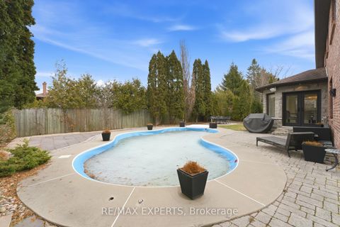 Photo 38 at 102 Kiloran Avenue, Islington Woods, Vaughan