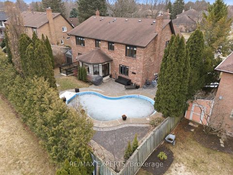 Photo 40 at 102 Kiloran Avenue, Islington Woods, Vaughan