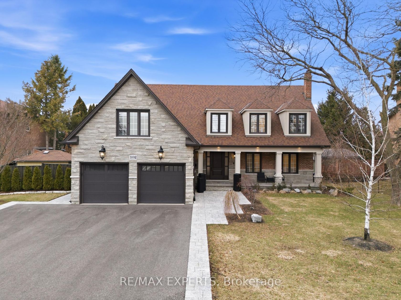 102 Kiloran Avenue, Islington Woods, Vaughan photo number 2