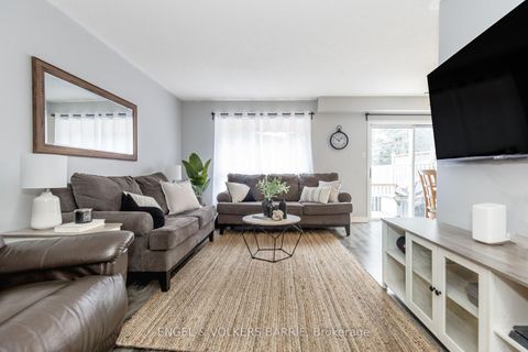 Photo 8 at 154 PICKETT Crescent, Painswick North, Barrie