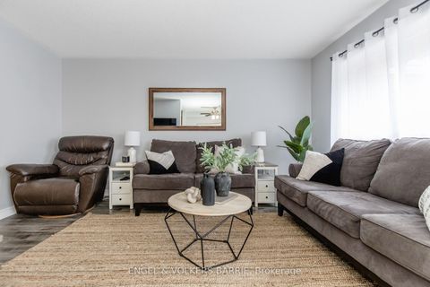 Photo 9 at 154 PICKETT Crescent, Painswick North, Barrie