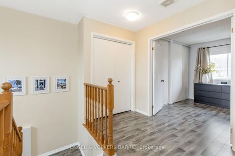 Photo 21 at 154 PICKETT Crescent, Painswick North, Barrie