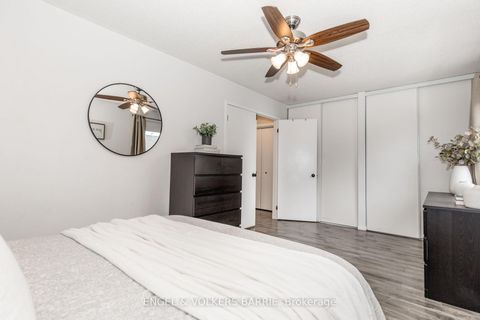 Photo 24 at 154 PICKETT Crescent, Painswick North, Barrie