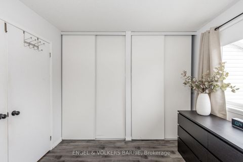 Photo 25 at 154 PICKETT Crescent, Painswick North, Barrie