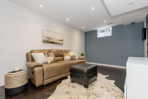 Photo 32 at 154 PICKETT Crescent, Painswick North, Barrie