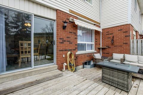 Photo 38 at 154 PICKETT Crescent, Painswick North, Barrie