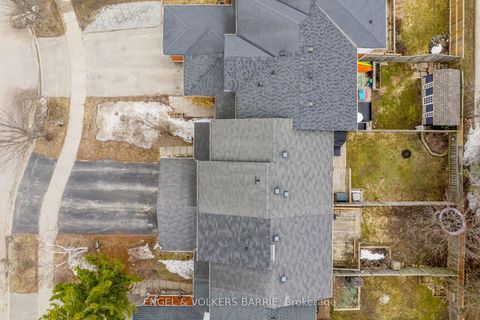 Photo 45 at 154 PICKETT Crescent, Painswick North, Barrie