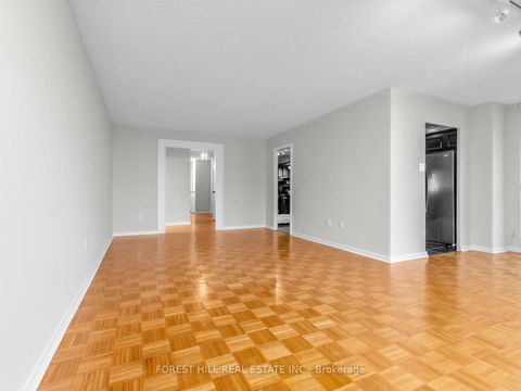 Photo 14 at 905 - 100 Canyon Avenue, Bathurst Manor, Toronto