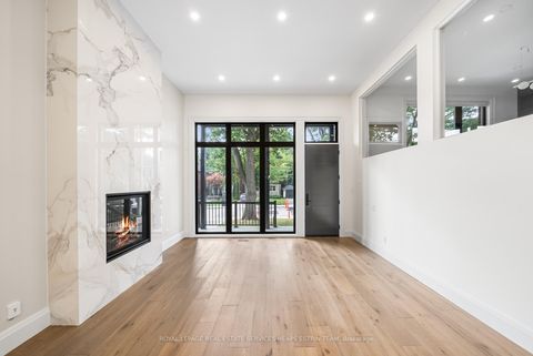 Photo 2 at 66 Parkhurst Boulevard, Leaside, Toronto