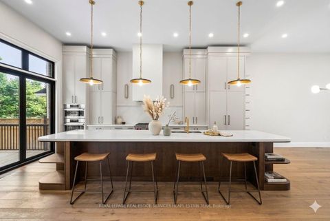 Photo 5 at 66 Parkhurst Boulevard, Leaside, Toronto