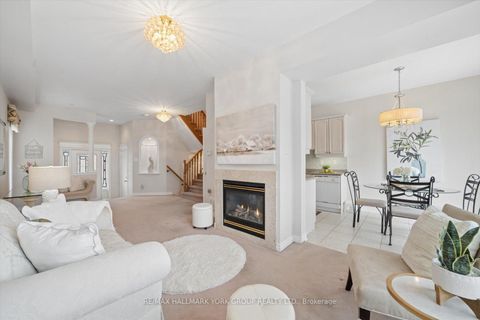 Photo 14 at 30 Jordanray Boulevard, Summerhill Estates, Newmarket