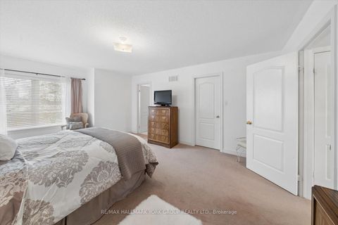 Photo 26 at 30 Jordanray Boulevard, Summerhill Estates, Newmarket