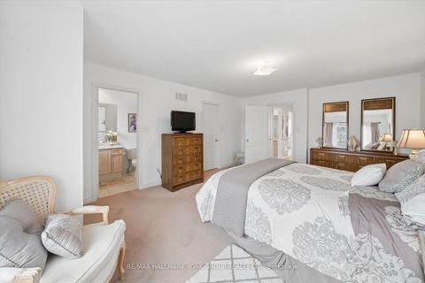 Photo 28 at 30 Jordanray Boulevard, Summerhill Estates, Newmarket