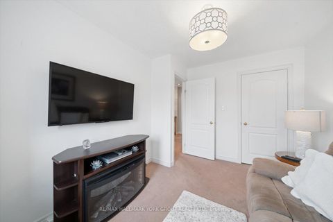 Photo 31 at 30 Jordanray Boulevard, Summerhill Estates, Newmarket