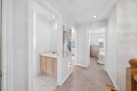 Photo 34 at 30 Jordanray Boulevard, Summerhill Estates, Newmarket