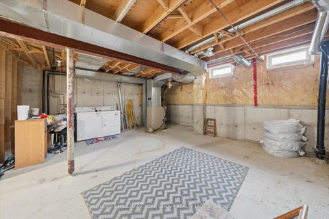 Photo 38 at 30 Jordanray Boulevard, Summerhill Estates, Newmarket