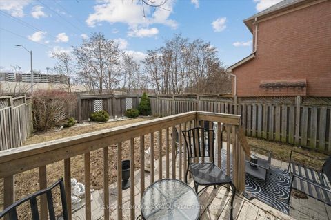 Photo 41 at 30 Jordanray Boulevard, Summerhill Estates, Newmarket