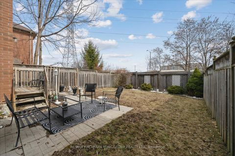 Photo 43 at 30 Jordanray Boulevard, Summerhill Estates, Newmarket