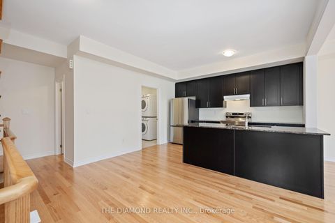 Photo 5 at 27 Gunton Street, Bayview Northeast, Aurora