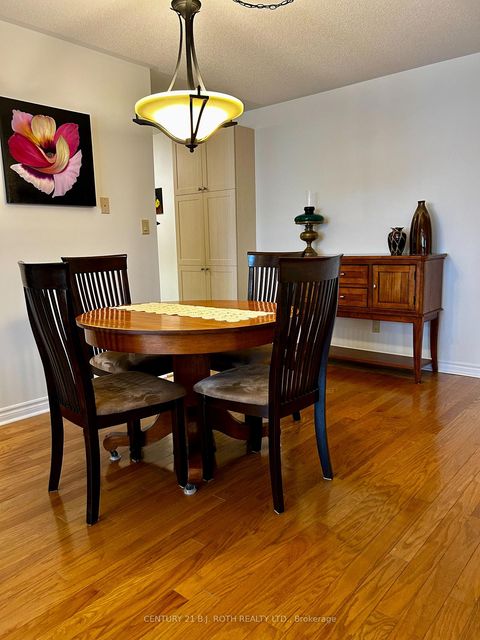 Photo 5 at 203 - 500 Mapleview Drive W, Holly, Barrie