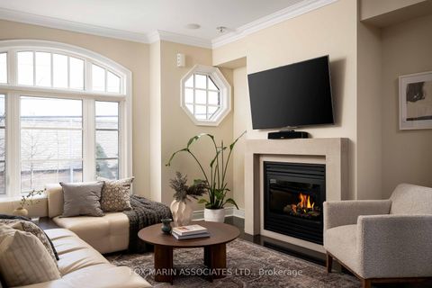 Photo 3 at 825-A Oxford Street, Mimico, Toronto