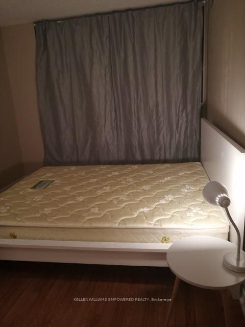 Photo 2 at 1511 - 238 Doris Avenue, Willowdale East, Toronto