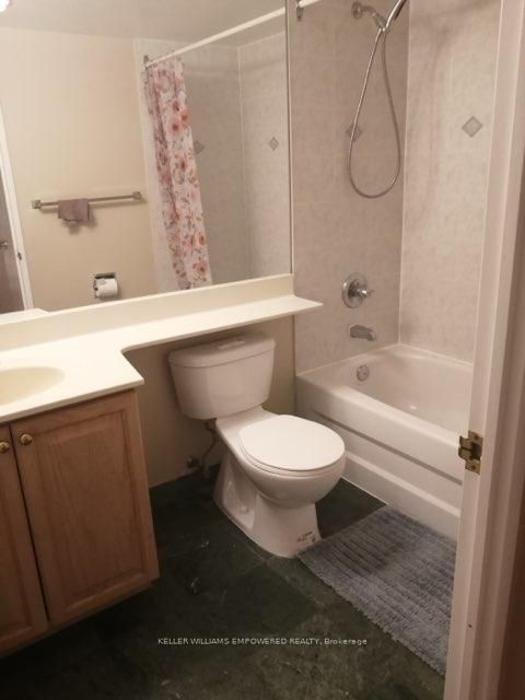 Photo 3 at 1511 - 238 Doris Avenue, Willowdale East, Toronto