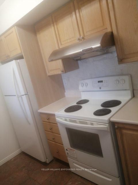 Photo 9 at 1511 - 238 Doris Avenue, Willowdale East, Toronto