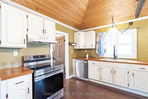 Photo 4 at 1417 Maple Way, Rural Innisfil, Innisfil