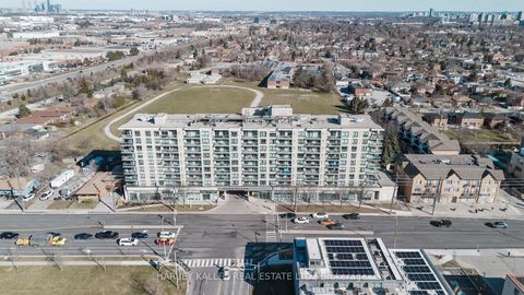 Photo 21 at 803 - 1030 Sheppard Avenue W, Bathurst Manor, Toronto