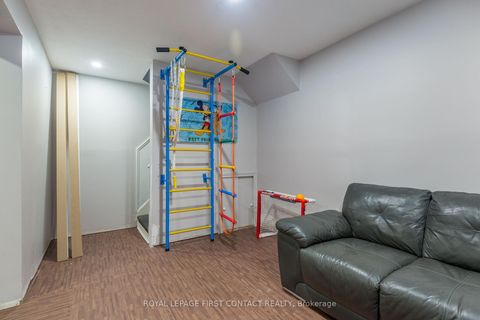 Photo 29 at 243 LITTLE Avenue, Allandale Heights, Barrie