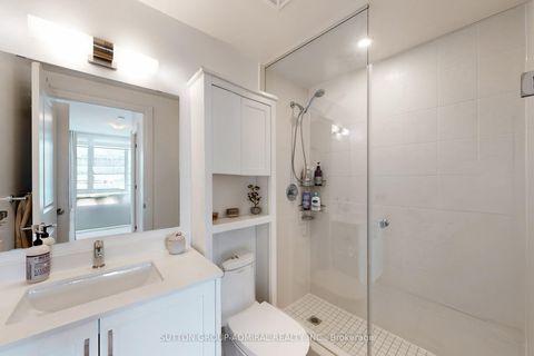 Photo 17 at 706 - 20 Gatineau Drive, Beverley Glen, Vaughan
