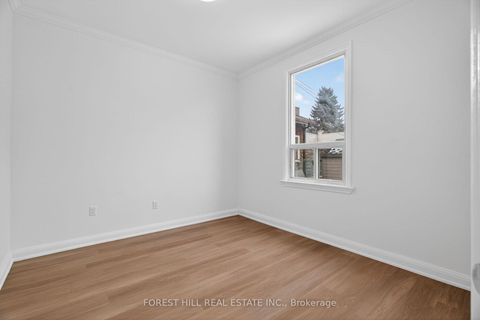 Photo 15 at 7 Ellsworth Avenue, Wychwood, Toronto